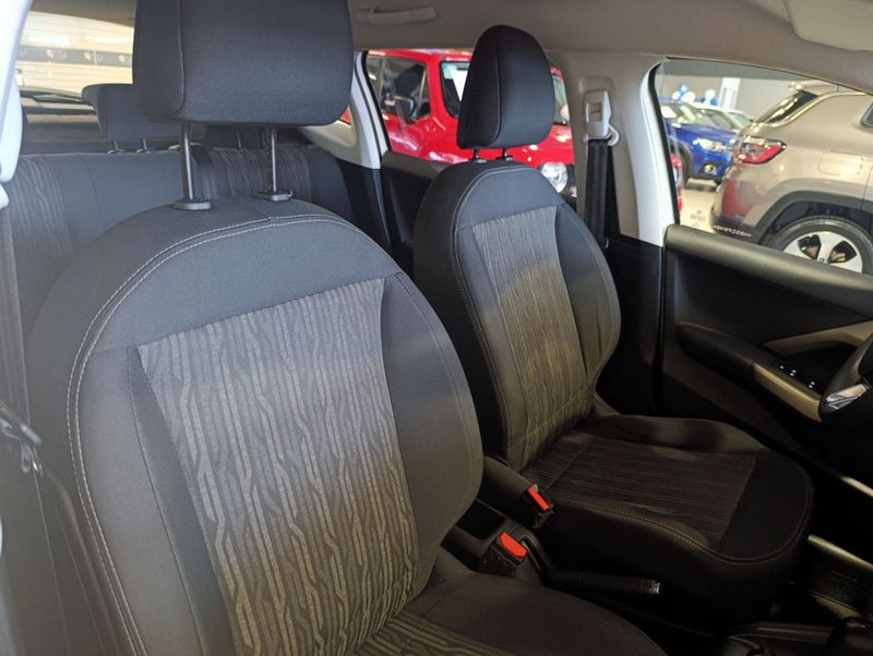 Peugeot 2008 Allure Pack 1.6 16v 2021/2022 SIM VEÍCULOS PORTO ALEGRE / Carros no Vale