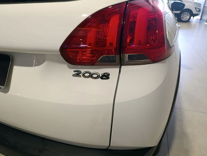 Peugeot 2008 Allure Pack 1.6 16v 2021/2022 SIM VEÍCULOS PORTO ALEGRE / Carros no Vale