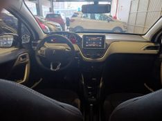 Peugeot 2008 Allure Pack 1.6 16v 2021/2022 SIM VEÍCULOS PORTO ALEGRE / Carros no Vale