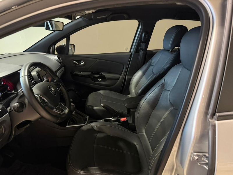 Renault Captur Ico 13t Cvt 2021/2022 SIM VEÍCULOS PORTO ALEGRE / Carros no Vale