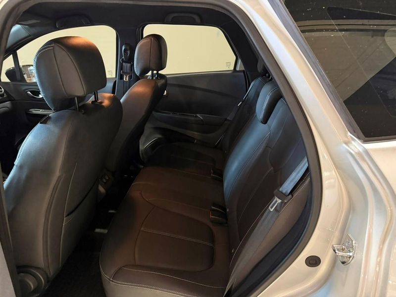 Renault Captur Ico 13t Cvt 2021/2022 SIM VEÍCULOS PORTO ALEGRE / Carros no Vale