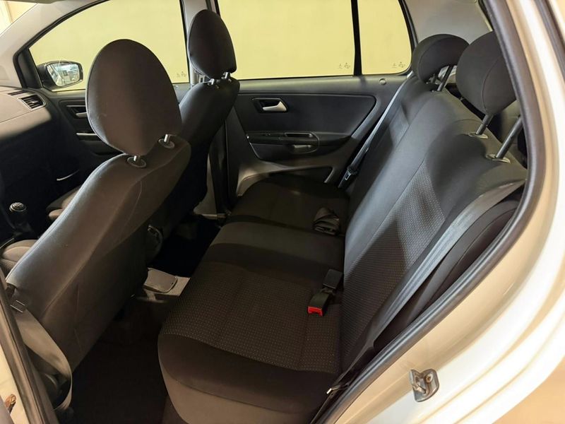 Volkswagen Fox Connect 1.6 8v 2019/2019 SIM VEÍCULOS PORTO ALEGRE / Carros no Vale