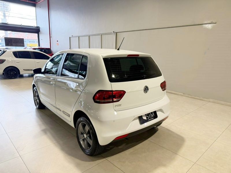 Volkswagen Fox Connect 1.6 8v 2019/2019 SIM VEÍCULOS PORTO ALEGRE / Carros no Vale