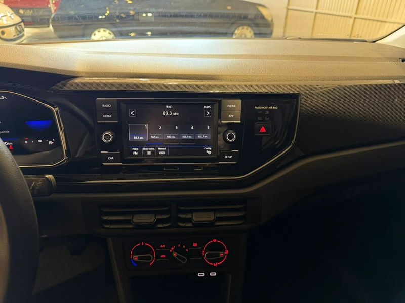 Volkswagen Polo 1.0 Tsi 12v 2022/2023 SIM VEÍCULOS PORTO ALEGRE / Carros no Vale