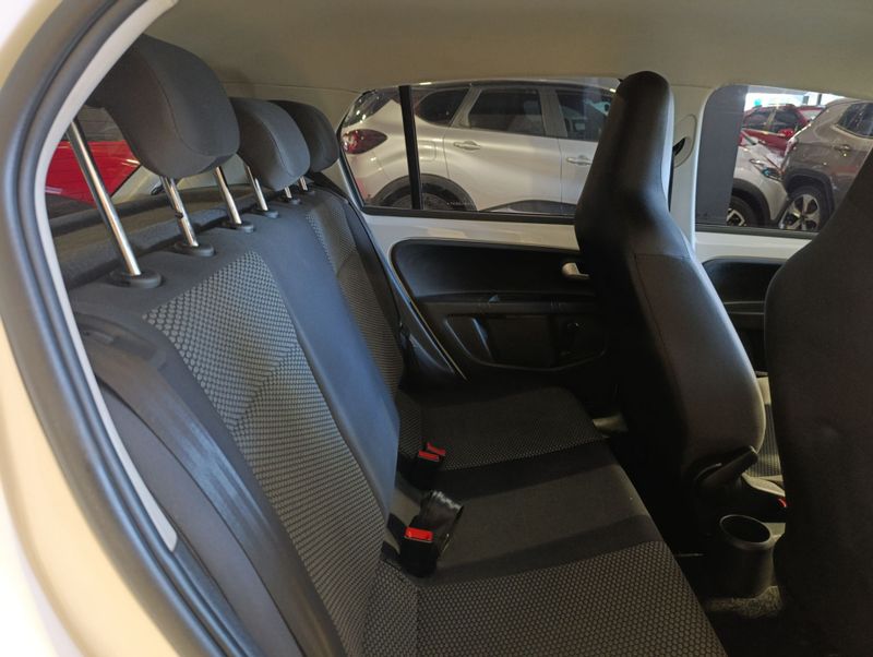 Volkswagen Up! Move 1.0 Tsi Total Mec 2017/2017 SIM VEÍCULOS PORTO ALEGRE / Carros no Vale