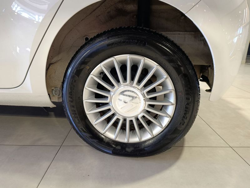Volkswagen Up! Move 1.0 Tsi Total Mec 2017/2017 SIM VEÍCULOS PORTO ALEGRE / Carros no Vale