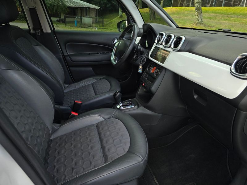 Citroën AIRCROSS Shine 1.6 16V 2016/2017 AUTO NÍVEL VEÍCULOS SANTA CRUZ DO SUL / Carros no Vale