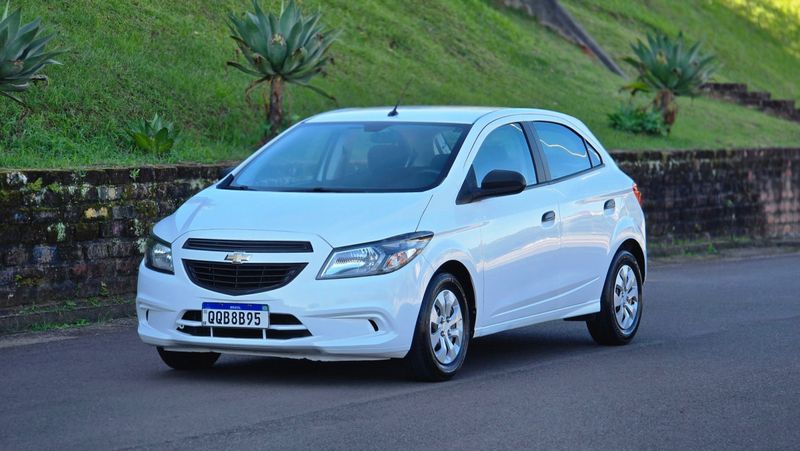 CHEVROLET ONIX HATCH Joy 1.0 8V Mec. 2019/2019 AUTO NÍVEL VEÍCULOS SANTA CRUZ DO SUL / Carros no Vale CHEVROLET ONIX HATCH Joy 1.0 8V Mec. 2019/2019 AUTO NÍVEL VEÍCULOS SANTA CRUZ DO SUL / Carros no Vale