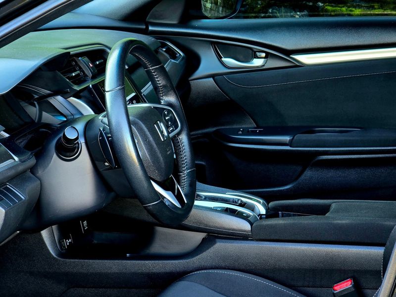 Honda Civic Sedan SPORT 2.0 16V 2018/2018 AUTO NÍVEL VEÍCULOS SANTA CRUZ DO SUL / Carros no Vale Honda Civic Sedan SPORT 2.0 16V 2018/2018 AUTO NÍVEL VEÍCULOS SANTA CRUZ DO SUL / Carros no Vale