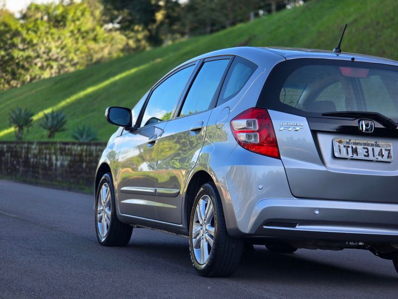 Honda Fit EX/S 1.5 /one 16V 2012/2013 AUTO NÍVEL VEÍCULOS SANTA CRUZ DO SUL / Carros no Vale