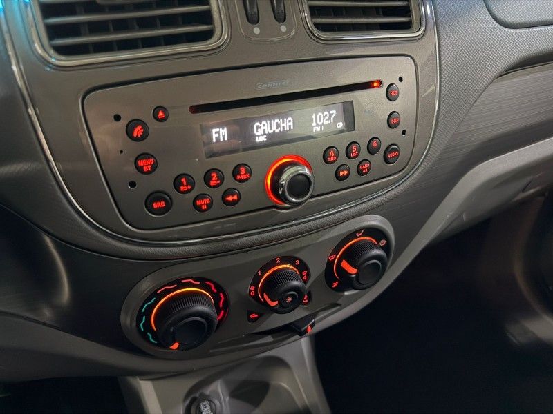 FIAT GRAND SIENA 1.6 MPI ESSENCE 16V 2014/2014 SUL SERRA MOTORS CAXIAS DO SUL / Carros no Vale