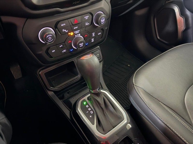 JEEP RENEGADE 1.3 16V LONGITUDE T270 TURBO 4X2 2022/2022 SUL SERRA MOTORS CAXIAS DO SUL / Carros no Vale JEEP RENEGADE 1.3 16V LONGITUDE T270 TURBO 4X2 2022/2022 SUL SERRA MOTORS CAXIAS DO SUL / Carros no Vale