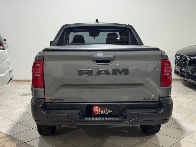 RAM RAMPAGE 2.0 REBEL 4X4 TURBO 2024/2024 SUL SERRA MOTORS CAXIAS DO SUL / Carros no Vale