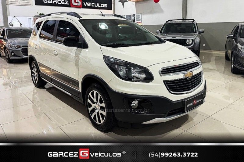 CHEVROLET SPIN 1.8 ACTIV 8V 2017/2018 GARCEZ VEÍCULOS BENTO GONÇALVES / Carros no Vale