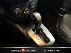 CHEVROLET SPIN 1.8 ACTIV 8V 2017/2018 GARCEZ VEÍCULOS BENTO GONÇALVES / Carros no Vale