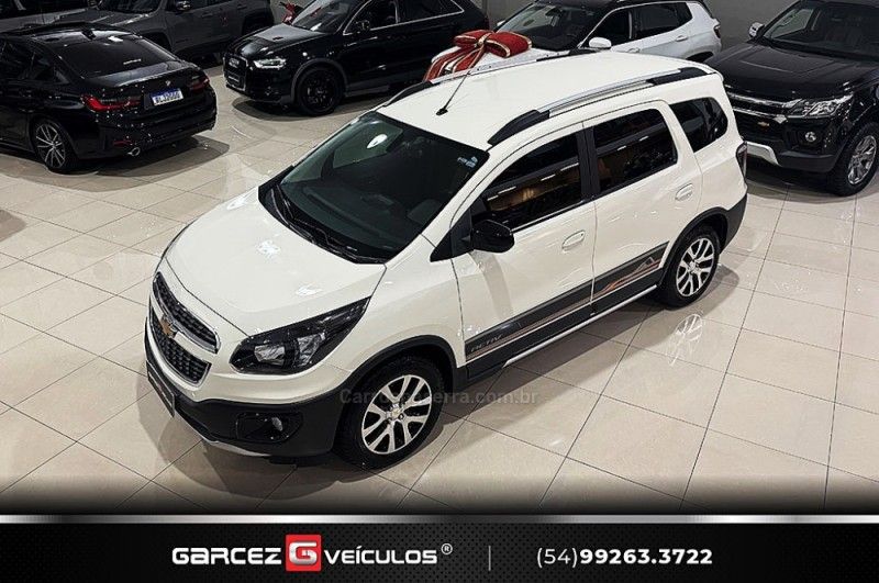 CHEVROLET SPIN 1.8 ACTIV 8V 2017/2018 GARCEZ VEÍCULOS BENTO GONÇALVES / Carros no Vale