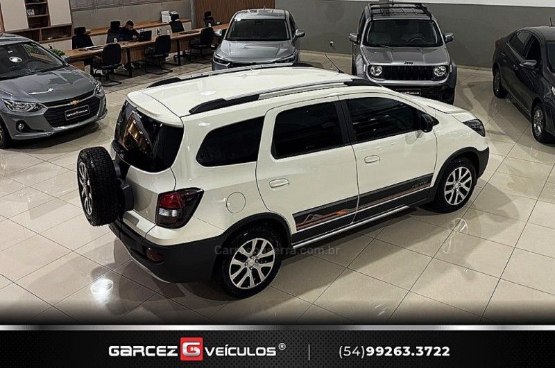 CHEVROLET SPIN 1.8 ACTIV 8V 2017/2018 GARCEZ VEÍCULOS BENTO GONÇALVES / Carros no Vale