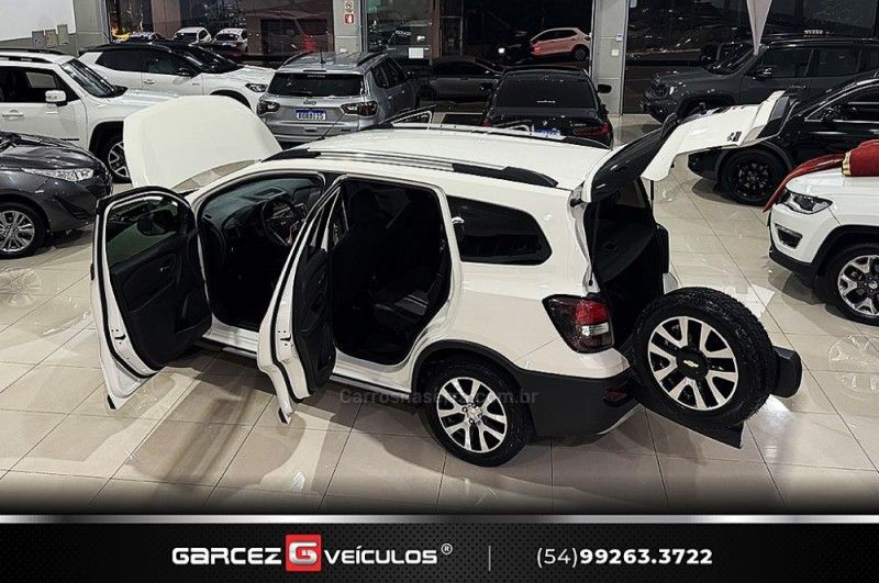 CHEVROLET SPIN 1.8 ACTIV 8V 2017/2018 GARCEZ VEÍCULOS BENTO GONÇALVES / Carros no Vale