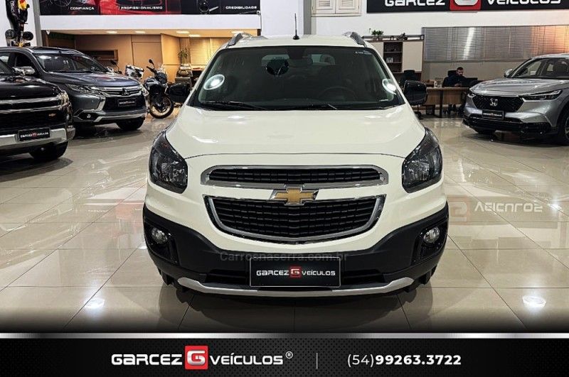 CHEVROLET SPIN 1.8 ACTIV 8V 2017/2018 GARCEZ VEÍCULOS BENTO GONÇALVES / Carros no Vale