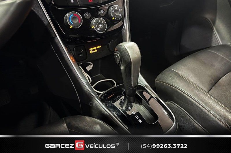 CHEVROLET TRACKER 1.4 16V PREMIER TURBO 2017/2018 GARCEZ VEÍCULOS BENTO GONÇALVES / Carros no Vale