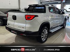 FIAT TORO 2.0 16V TURBO VOLCANO AT9 4X4 2018/2019 GARCEZ VEÍCULOS BENTO GONÇALVES / Carros no Vale