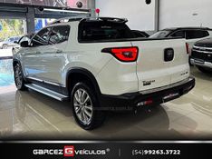 FIAT TORO 2.0 16V TURBO VOLCANO AT9 4X4 2018/2019 GARCEZ VEÍCULOS BENTO GONÇALVES / Carros no Vale
