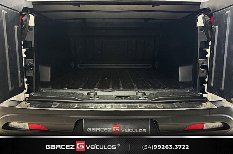 FIAT TORO 2.0 16V TURBO VOLCANO AT9 4X4 2018/2019 GARCEZ VEÍCULOS BENTO GONÇALVES / Carros no Vale