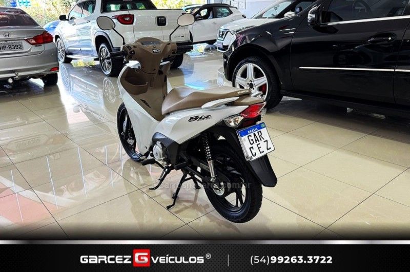 Honda Motos BIZ 125 EX 2024/2025 GARCEZ VEÍCULOS BENTO GONÇALVES / Carros no Vale Honda Motos BIZ 125 EX 2024/2025 GARCEZ VEÍCULOS BENTO GONÇALVES / Carros no Vale
