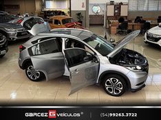 HONDA HR-V 1.8 16V TOURING 2018/2018 GARCEZ VEÍCULOS BENTO GONÇALVES / Carros no Vale