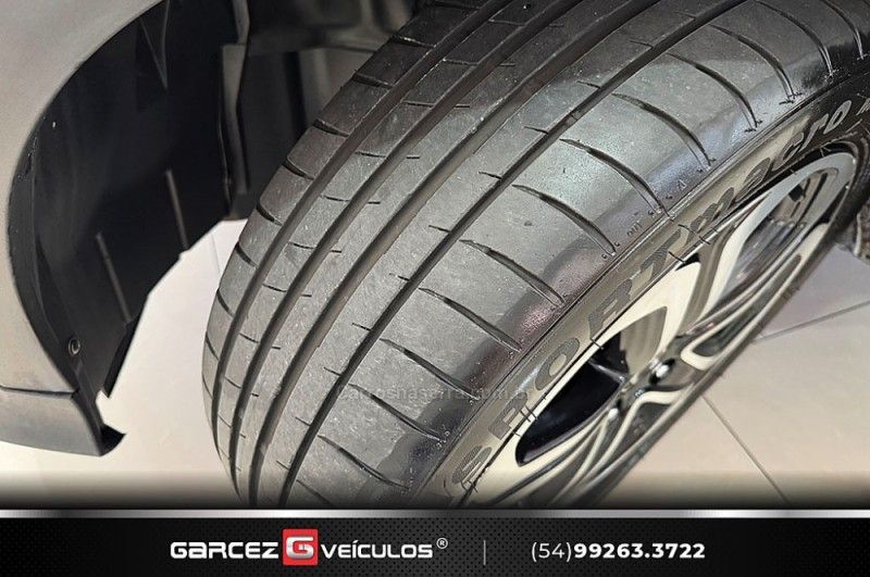 HONDA HR-V 1.8 16V TOURING 2018/2018 GARCEZ VEÍCULOS BENTO GONÇALVES / Carros no Vale