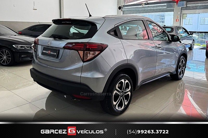 HONDA HR-V 1.8 16V TOURING 2018/2018 GARCEZ VEÍCULOS BENTO GONÇALVES / Carros no Vale