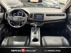 HONDA HR-V 1.8 16V TOURING 2018/2018 GARCEZ VEÍCULOS BENTO GONÇALVES / Carros no Vale