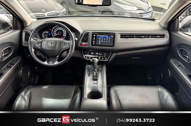 HONDA HR-V 1.8 16V TOURING 2018/2018 GARCEZ VEÍCULOS BENTO GONÇALVES / Carros no Vale