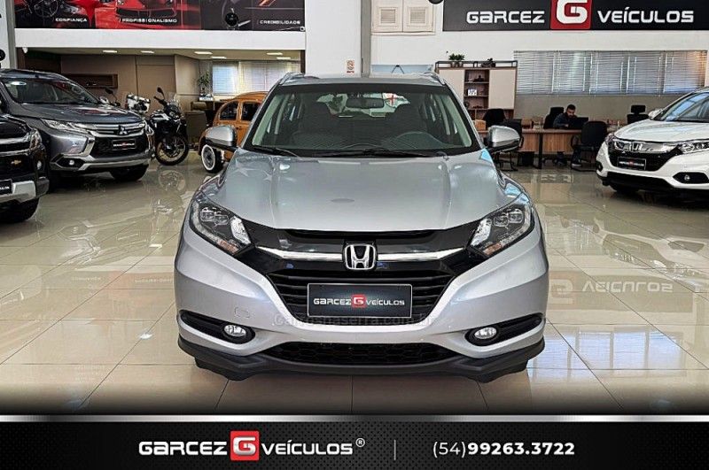 HONDA HR-V 1.8 16V TOURING 2018/2018 GARCEZ VEÍCULOS BENTO GONÇALVES / Carros no Vale
