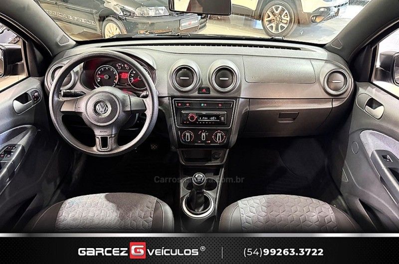 VOLKSWAGEN GOL 1.0 MI TRACK 8V 2013/2014 GARCEZ VEÍCULOS BENTO GONÇALVES / Carros no Vale VOLKSWAGEN GOL 1.0 MI TRACK 8V 2013/2014 GARCEZ VEÍCULOS BENTO GONÇALVES / Carros no Vale