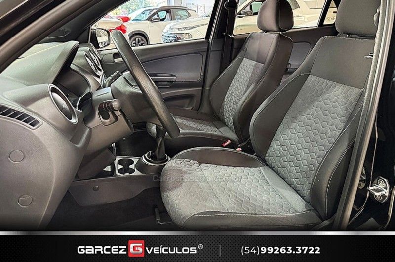 VOLKSWAGEN GOL 1.0 MI TRACK 8V 2013/2014 GARCEZ VEÍCULOS BENTO GONÇALVES / Carros no Vale VOLKSWAGEN GOL 1.0 MI TRACK 8V 2013/2014 GARCEZ VEÍCULOS BENTO GONÇALVES / Carros no Vale