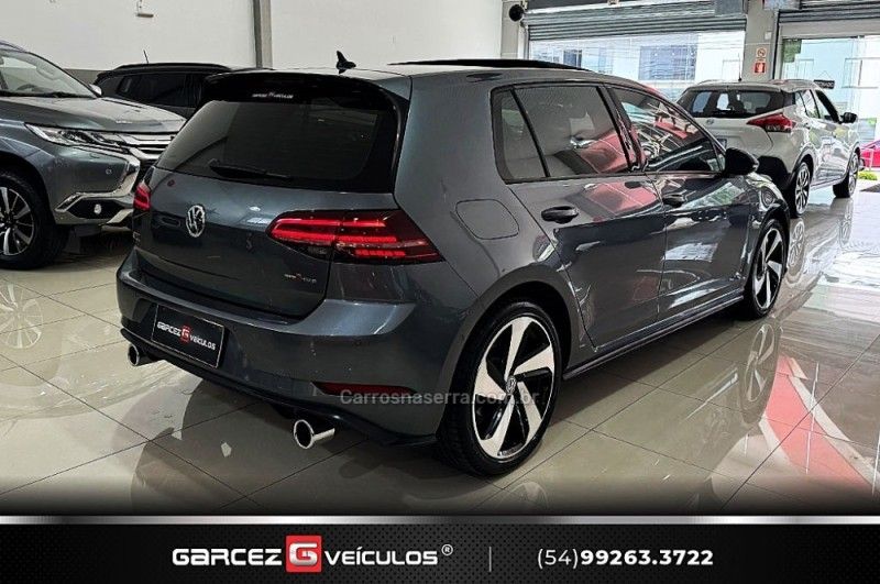VOLKSWAGEN GOLF 2.0 TSI 350 GTI 16V 230CV TURBO AUTOMATIZADO 2019/2019 GARCEZ VEÍCULOS BENTO GONÇALVES / Carros no Vale VOLKSWAGEN GOLF 2.0 TSI 350 GTI 16V 230CV TURBO AUTOMATIZADO 2019/2019 GARCEZ VEÍCULOS BENTO GONÇALVES / Carros no Vale