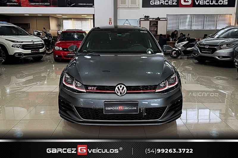 VOLKSWAGEN GOLF 2.0 TSI 350 GTI 16V 230CV TURBO AUTOMATIZADO 2019/2019 GARCEZ VEÍCULOS BENTO GONÇALVES / Carros no Vale VOLKSWAGEN GOLF 2.0 TSI 350 GTI 16V 230CV TURBO AUTOMATIZADO 2019/2019 GARCEZ VEÍCULOS BENTO GONÇALVES / Carros no Vale