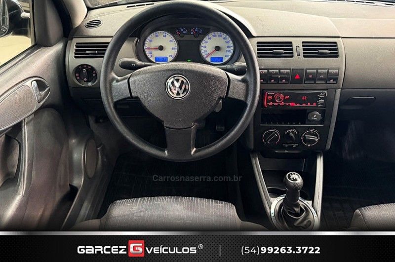 VOLKSWAGEN PARATI 1.6 MI TRACK & FIELD 8V G.III 2004/2005 GARCEZ VEÍCULOS BENTO GONÇALVES / Carros no Vale