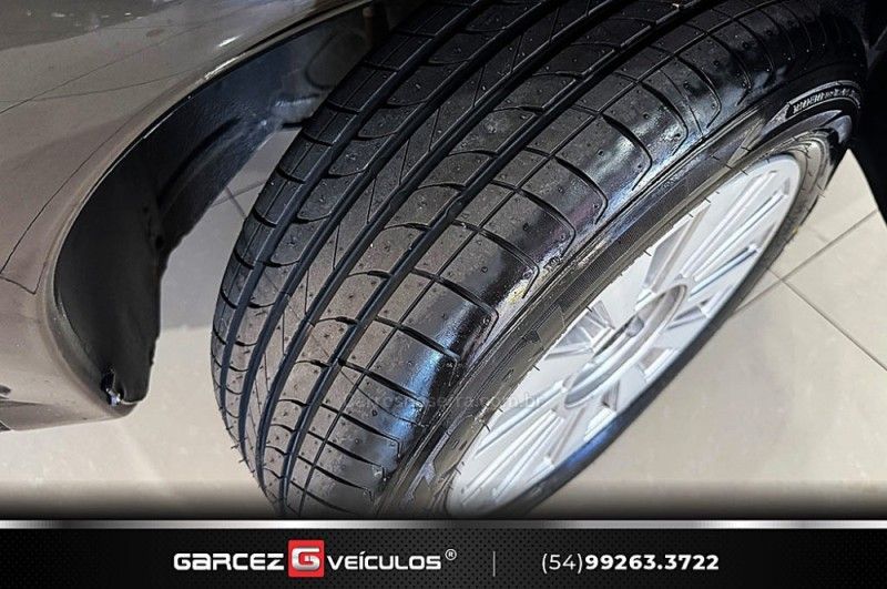 VOLKSWAGEN PARATI 1.6 MI TRACK & FIELD 8V G.III 2004/2005 GARCEZ VEÍCULOS BENTO GONÇALVES / Carros no Vale