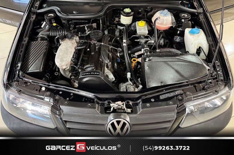 VOLKSWAGEN PARATI 1.6 MI TRACK & FIELD 8V G.III 2004/2005 GARCEZ VEÍCULOS BENTO GONÇALVES / Carros no Vale