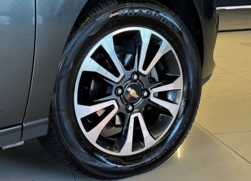 CHEVROLET ONIX 1.4 MPFI LTZ 8V 2016/2016 GRIFFCAR MULTIMARCAS DOIS IRMÃOS / Carros no Vale CHEVROLET ONIX 1.4 MPFI LTZ 8V 2016/2016 GRIFFCAR MULTIMARCAS DOIS IRMÃOS / Carros no Vale