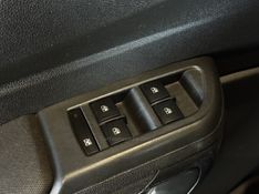 CHEVROLET ONIX 1.4 MPFI LTZ 8V 2016/2016 GRIFFCAR MULTIMARCAS DOIS IRMÃOS / Carros no Vale