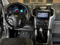 CHEVROLET S10 2.4 LT 4X2 CD 8V 2012/2013 GRIFFCAR MULTIMARCAS DOIS IRMÃOS / Carros no Vale
