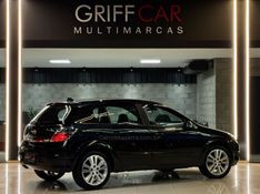 CHEVROLET VECTRA 2.0 MPFI GT HATCH 8V 2011/2011 GRIFFCAR MULTIMARCAS DOIS IRMÃOS / Carros no Vale