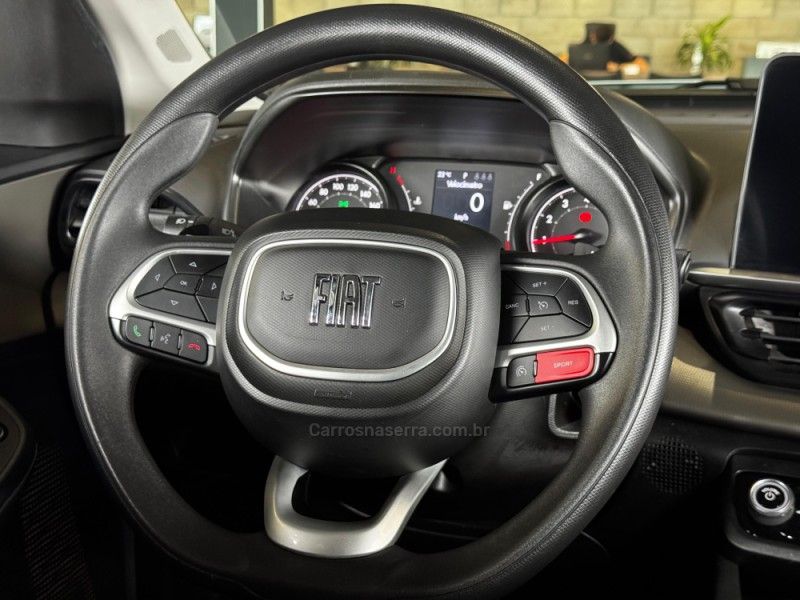 FIAT FASTBACK 1.0 200 TURBO DRIVE 2024/2024 GRIFFCAR MULTIMARCAS DOIS IRMÃOS / Carros no Vale