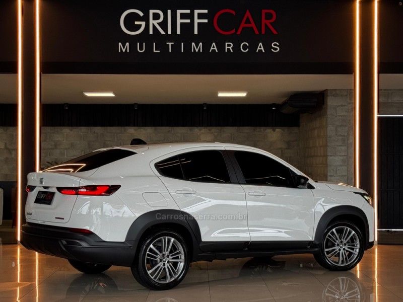 FIAT FASTBACK 1.0 200 TURBO DRIVE 2024/2024 GRIFFCAR MULTIMARCAS DOIS IRMÃOS / Carros no Vale