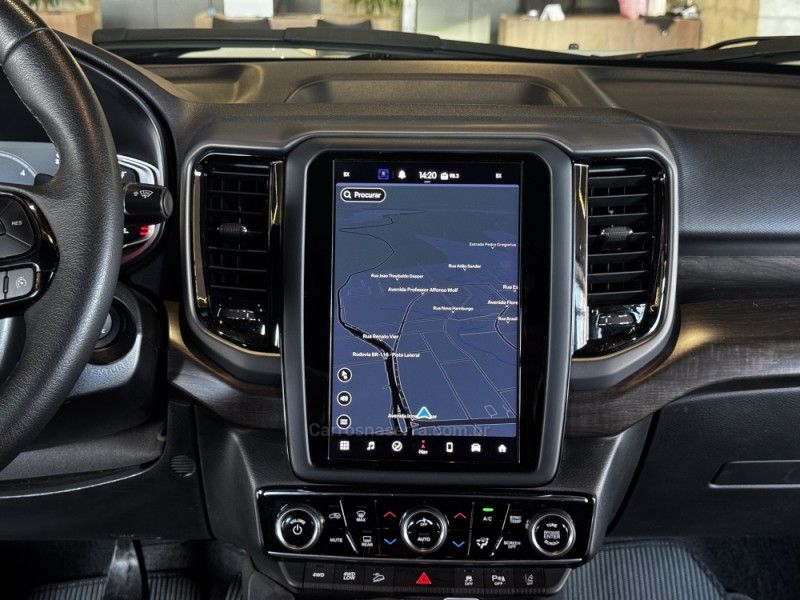 FIAT TORO 2.0 16V TURBO RANCH 4X4 AUTOMÁTICO 2023/2024 GRIFFCAR MULTIMARCAS DOIS IRMÃOS / Carros no Vale FIAT TORO 2.0 16V TURBO RANCH 4X4 AUTOMÁTICO 2023/2024 GRIFFCAR MULTIMARCAS DOIS IRMÃOS / Carros no Vale