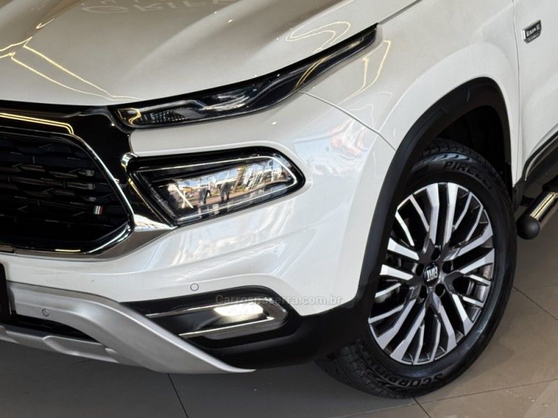 FIAT TORO 2.0 16V TURBO RANCH 4X4 AUTOMÁTICO 2023/2024 GRIFFCAR MULTIMARCAS DOIS IRMÃOS / Carros no Vale FIAT TORO 2.0 16V TURBO RANCH 4X4 AUTOMÁTICO 2023/2024 GRIFFCAR MULTIMARCAS DOIS IRMÃOS / Carros no Vale