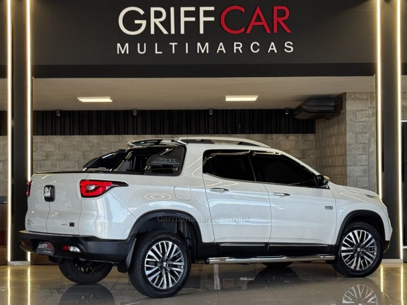 FIAT TORO 2.0 16V TURBO RANCH 4X4 AUTOMÁTICO 2023/2024 GRIFFCAR MULTIMARCAS DOIS IRMÃOS / Carros no Vale FIAT TORO 2.0 16V TURBO RANCH 4X4 AUTOMÁTICO 2023/2024 GRIFFCAR MULTIMARCAS DOIS IRMÃOS / Carros no Vale